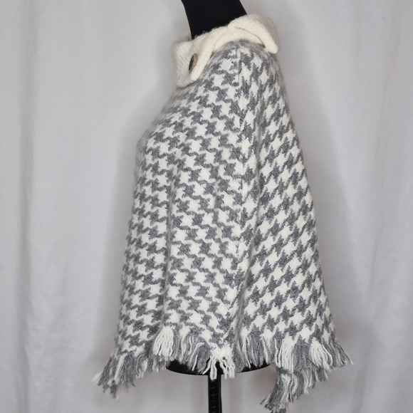 John Branigan Houndstooth Sweater Poncho - Size OSFM - Picture 2 of 11